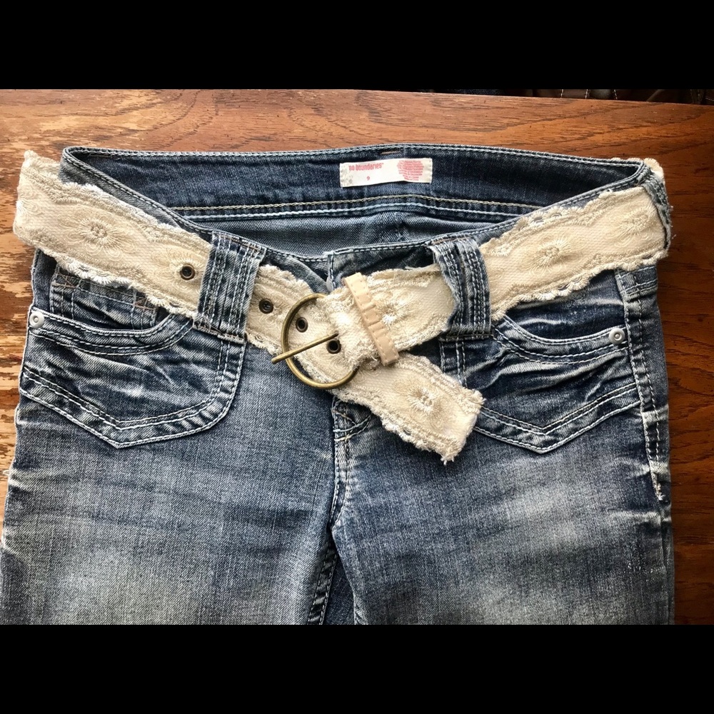 NO BOUNDARIES🦋💕JEAN & BELT COMBO👖🖤🤗 SIZE 9